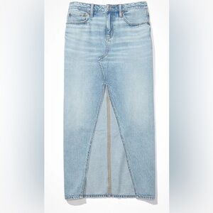 AE Dreamy Drape Low-Rise Denim Maxi Skirt